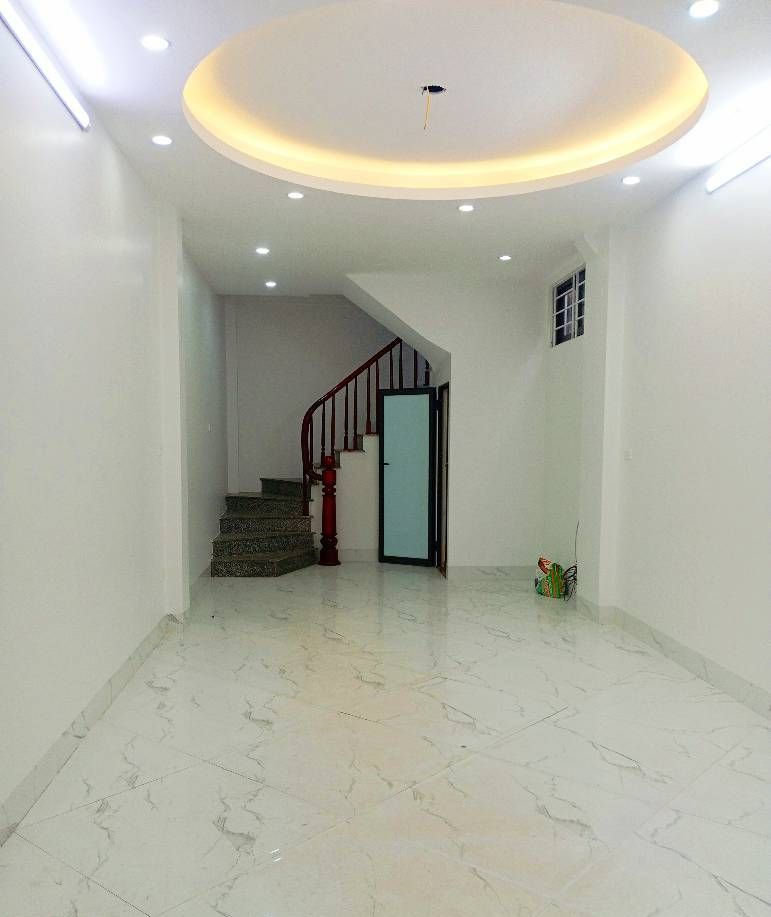 NHÀ ĐẸP ĐÔNG NGẠC - LÔ GÓC - VỈA HÈ – Ô TÔ TRÁNH – VỪA Ở VỪA KINH DOANH TUYỆT VỜI.